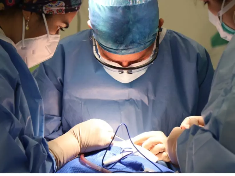 en/eye-prosthesis-surgery